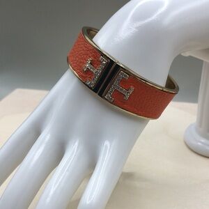 Trendy statement style XM clamper hinge bracelet